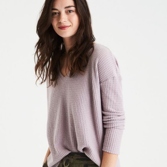 American Eagle Outfitters Tops - American Eagle Soft & Sexy Waffle V-Neck